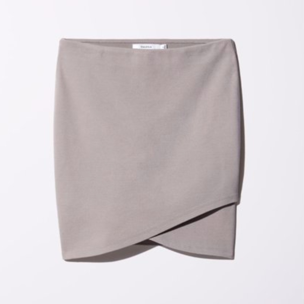 Aritzia Light Grey Primrose Skirt